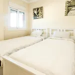 公寓 2 Bedroom Cozy In 埃斯特波纳