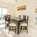 2 Bedroom Cozy In *