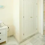 2 Bedroom Cozy In 公寓 埃斯特波纳